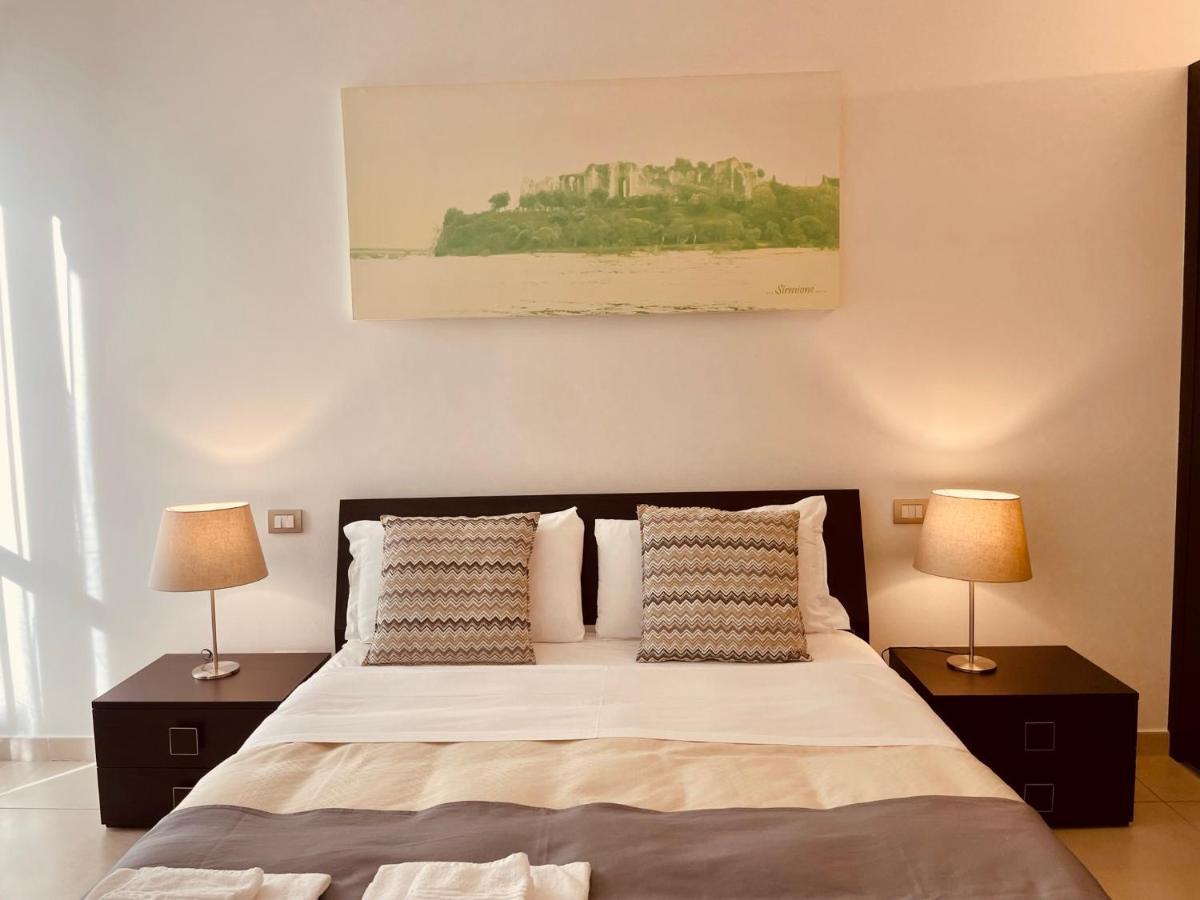Residence Del Lago デセンツァーノ・デル・ガルダ エクステリア 写真